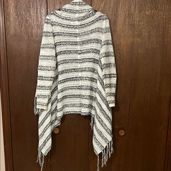 Cato Black and White Striped Cardigan Medium - Picture 10 of 14
